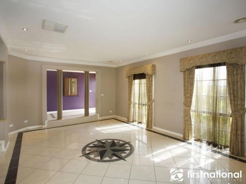 22 Telford Drive, Berwick VIC 3806