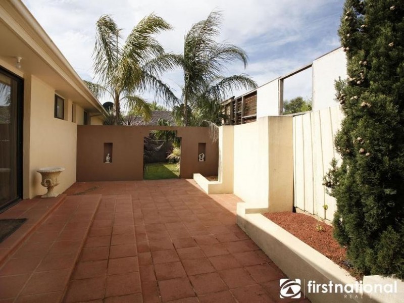 22 Telford Drive, Berwick VIC 3806