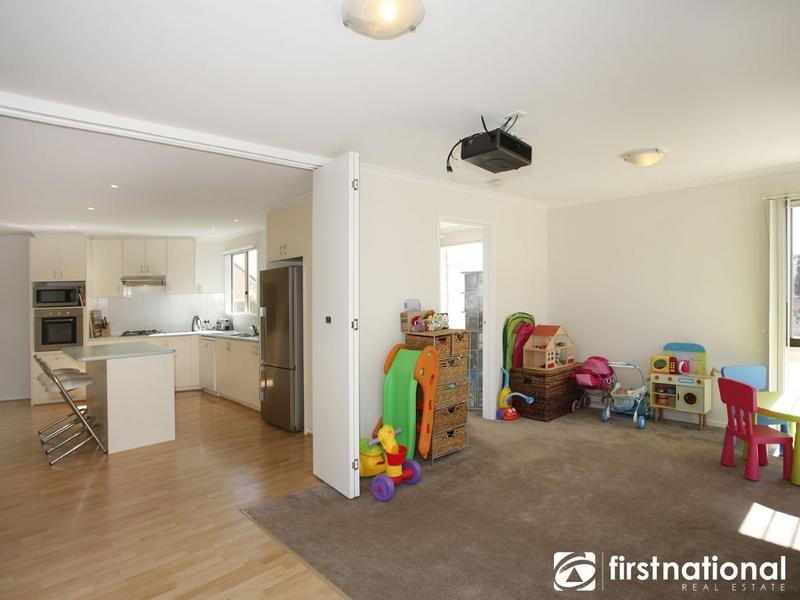 22 Leigh Court, Doveton VIC 3177