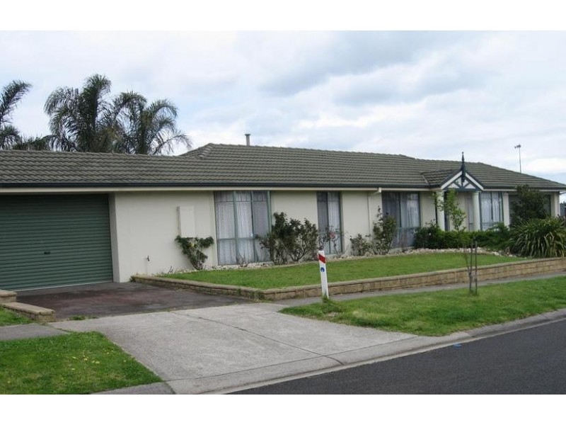 14 Artists Crescent, Narre Warren South VIC 3805