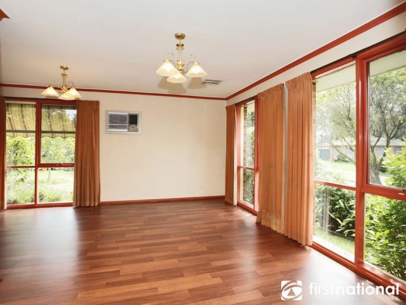 12 Woodlands Crescent, Narre Warren VIC 3805