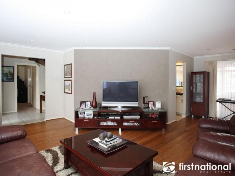 4 Brampton Court, Narre Warren VIC 3805