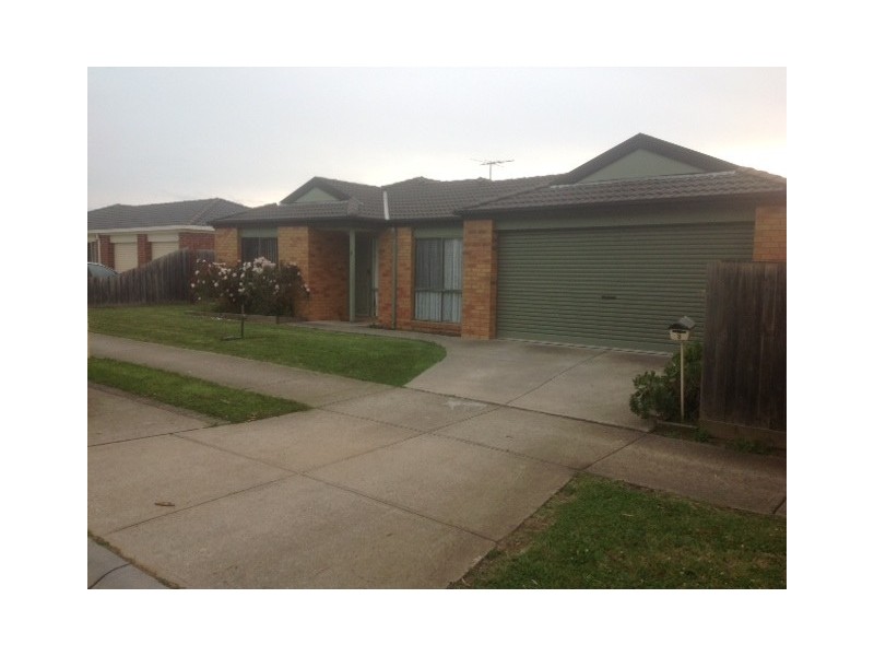3 Kinsale View, Berwick VIC 3806