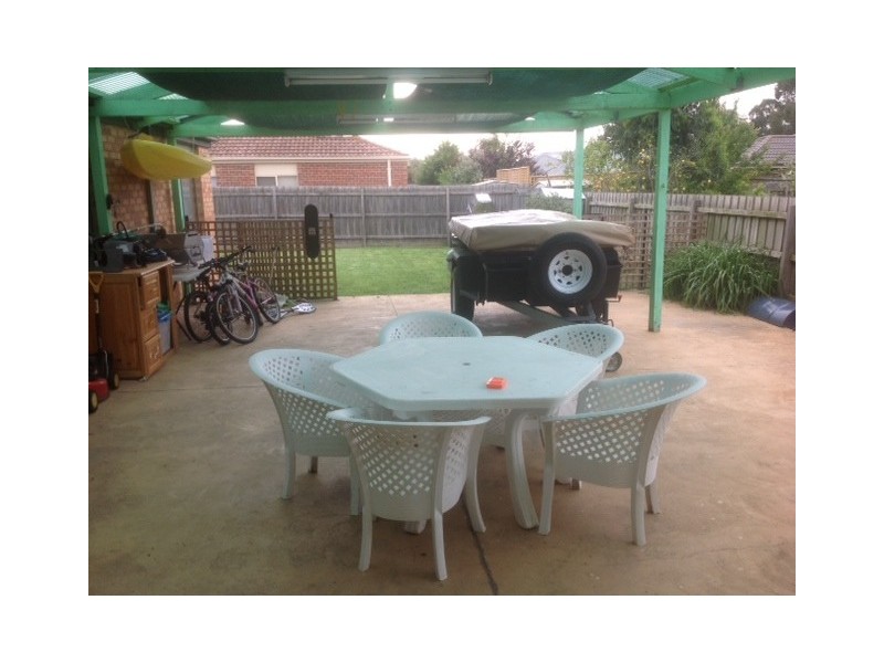 3 Kinsale View, Berwick VIC 3806