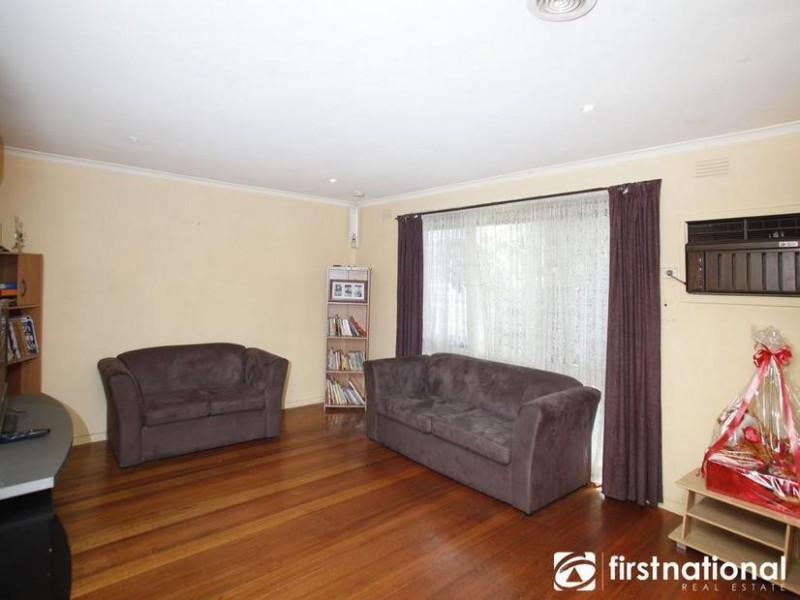 2 Lancaster Avenue, Narre Warren VIC 3805