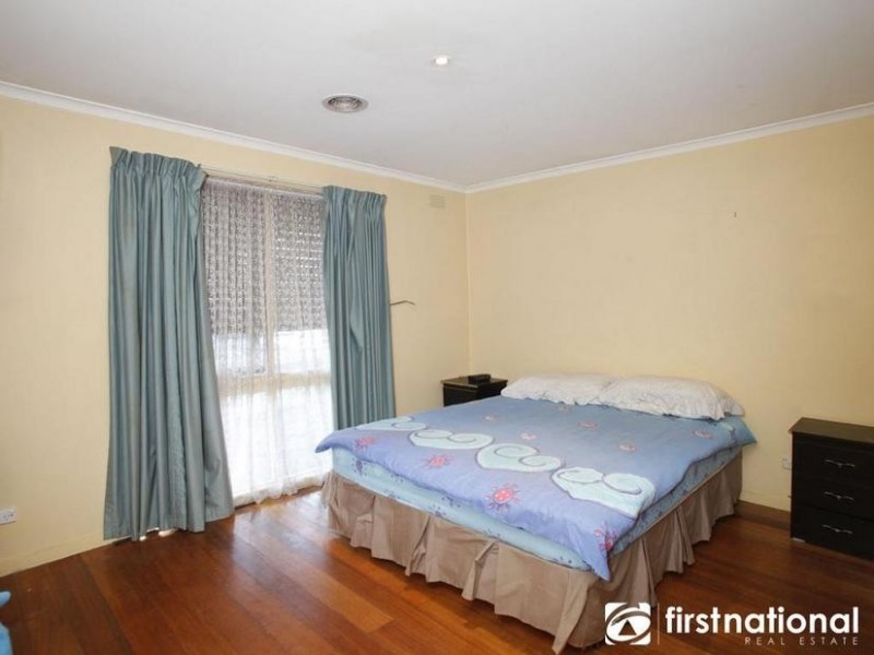 2 Lancaster Avenue, Narre Warren VIC 3805