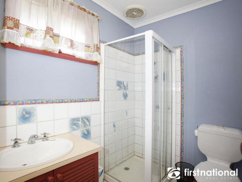 2 Lancaster Avenue, Narre Warren VIC 3805