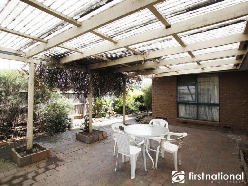 2 Lancaster Avenue, Narre Warren VIC 3805