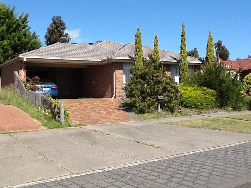 10 Karrum Karrum Court, Narre Warren South VIC 3805