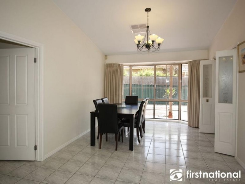 11 Clarinda Drive, Narre Warren VIC 3805