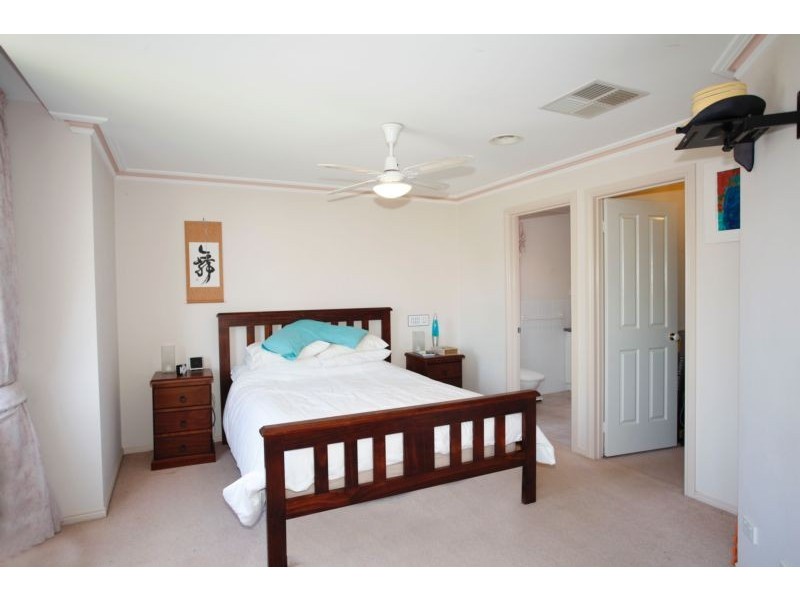 66 The Boulevard, Narre Warren South VIC 3805