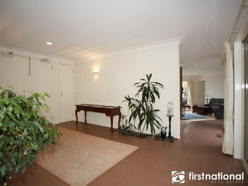 40-42 Caserta Drive, Berwick VIC 3806