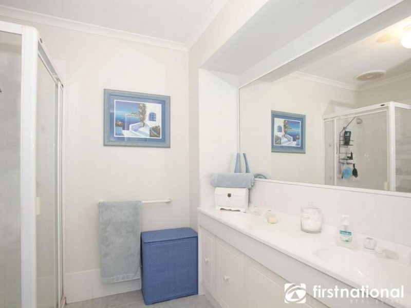 57 Kershaw Drive, Narre Warren South VIC 3805