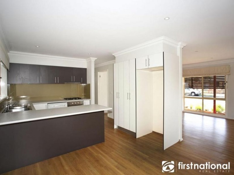 54 Ireland Avenue, Narre Warren VIC 3805