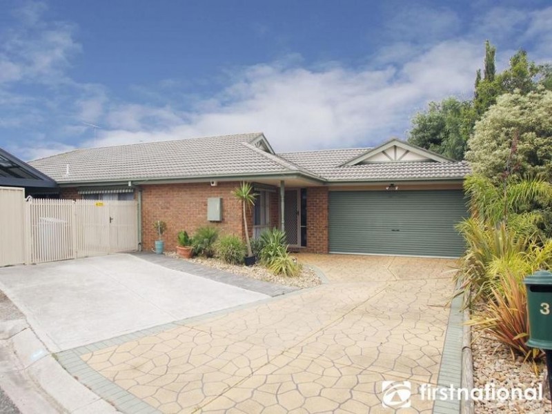 3 Carmela Close, Narre Warren VIC 3805