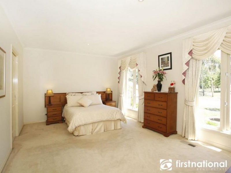 3 Buttonwood Court, Narre Warren South VIC 3805