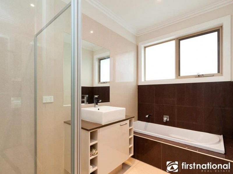 7 The Rise, Narre Warren VIC 3805