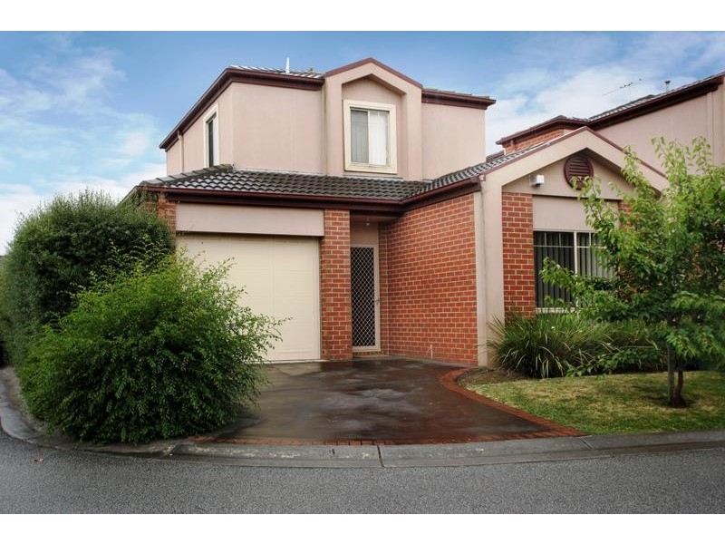 1/12 Grant Close, Berwick VIC 3806