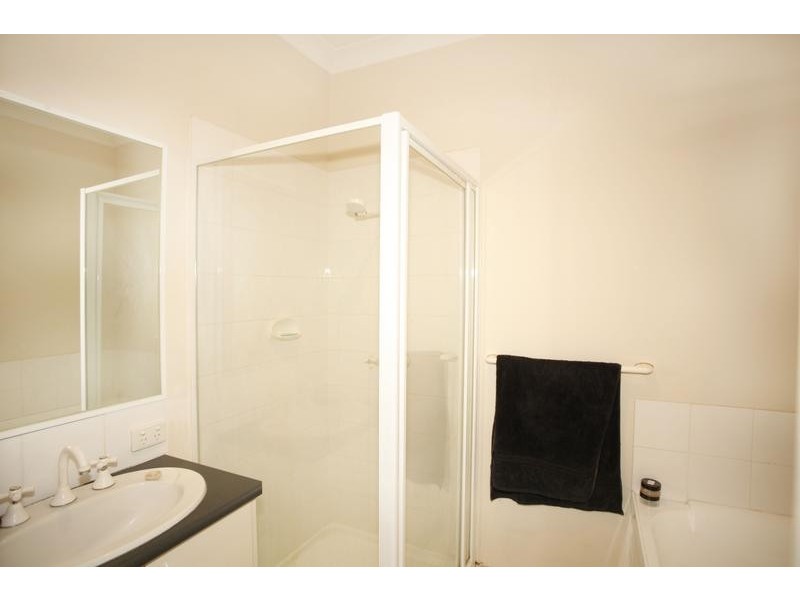 1/12 Grant Close, Berwick VIC 3806