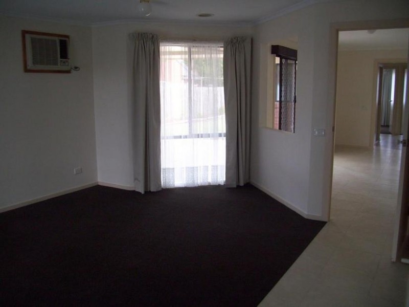 1 Dookie Court, Narre Warren VIC 3805