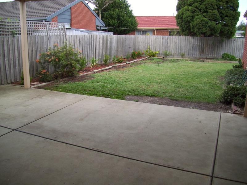 1 Dookie Court, Narre Warren VIC 3805