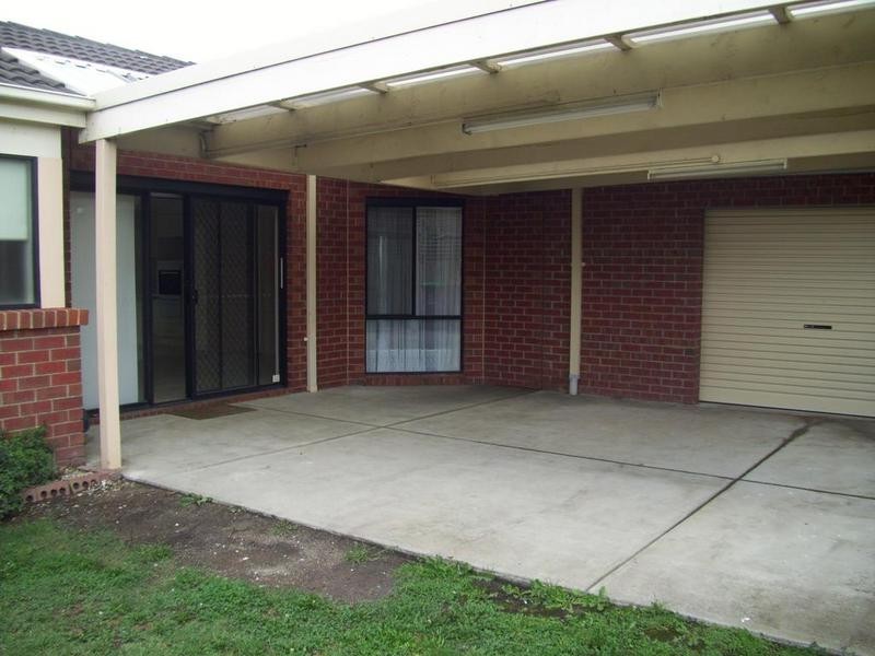 1 Dookie Court, Narre Warren VIC 3805