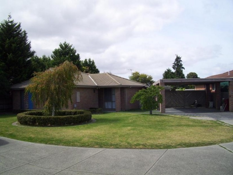 8 Stafford Place, Narre Warren VIC 3805