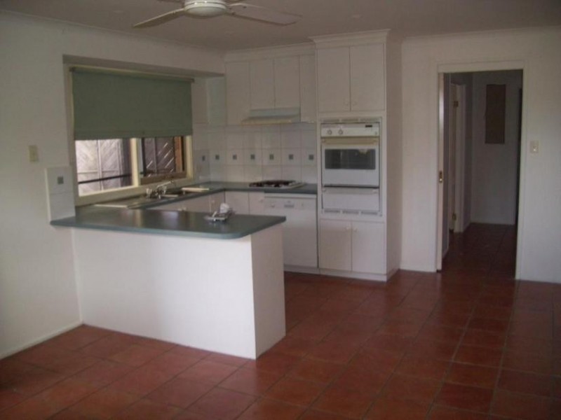 8 Stafford Place, Narre Warren VIC 3805