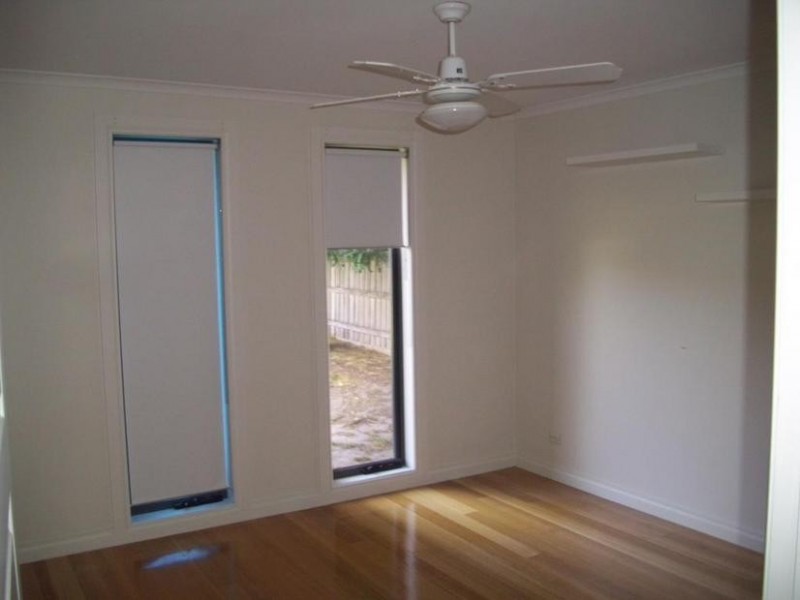 8 Stafford Place, Narre Warren VIC 3805