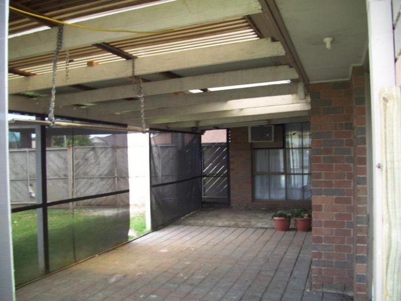 8 Stafford Place, Narre Warren VIC 3805