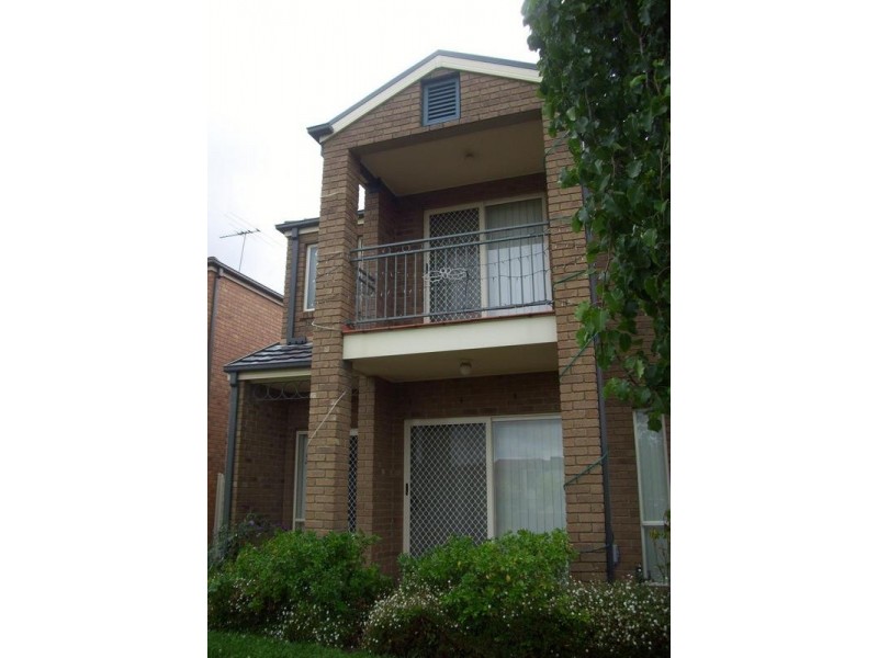 13 Gables Walk, Cranbourne North VIC 3977
