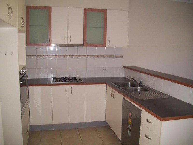 13 Gables Walk, Cranbourne North VIC 3977