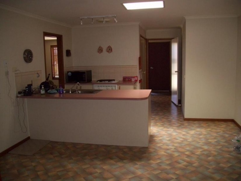 30 Ralph Crescent, Hampton Park VIC 3976