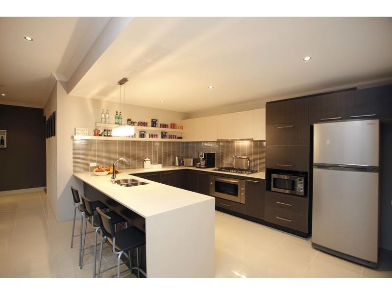 18 Nature Circuit, Cranbourne North VIC 3977