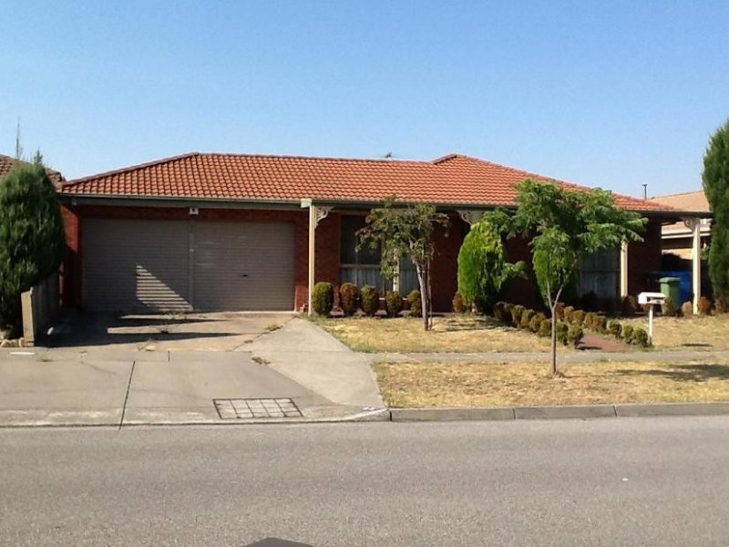 48 Bunbury Avenue, Narre Warren VIC 3805