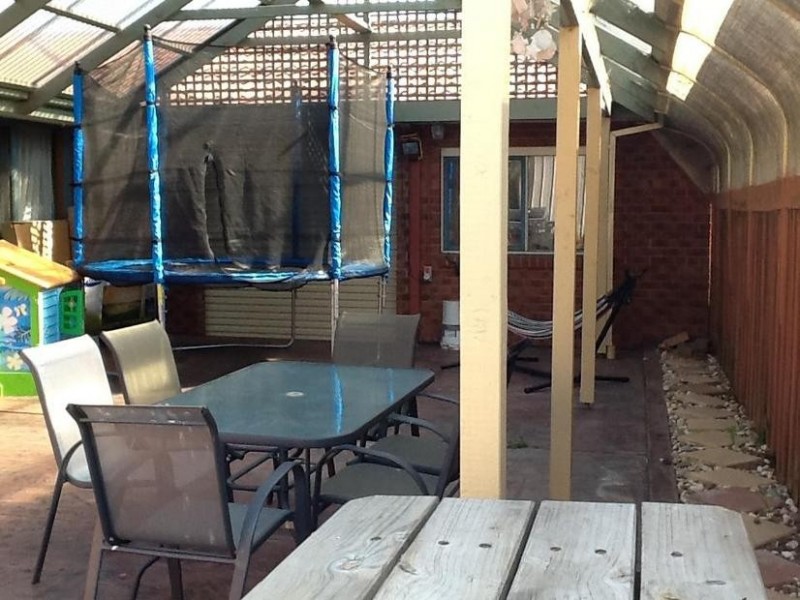 48 Bunbury Avenue, Narre Warren VIC 3805