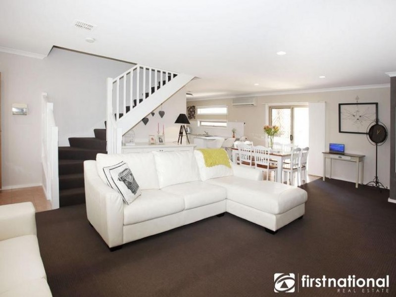 10/52 Shinners Avenue, Berwick VIC 3806