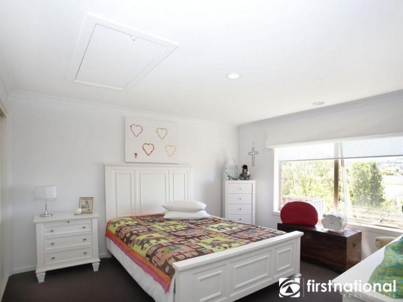 10/52 Shinners Avenue, Berwick VIC 3806