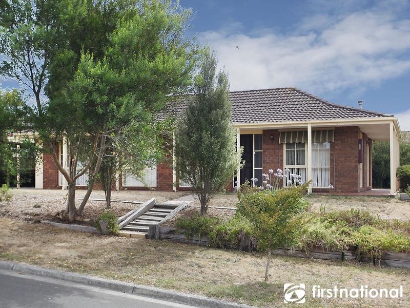 90 Darling Way, Narre Warren VIC 3805