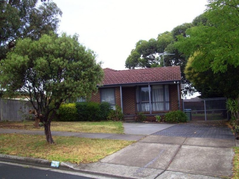 36 Garnet Close, Narre Warren VIC 3805