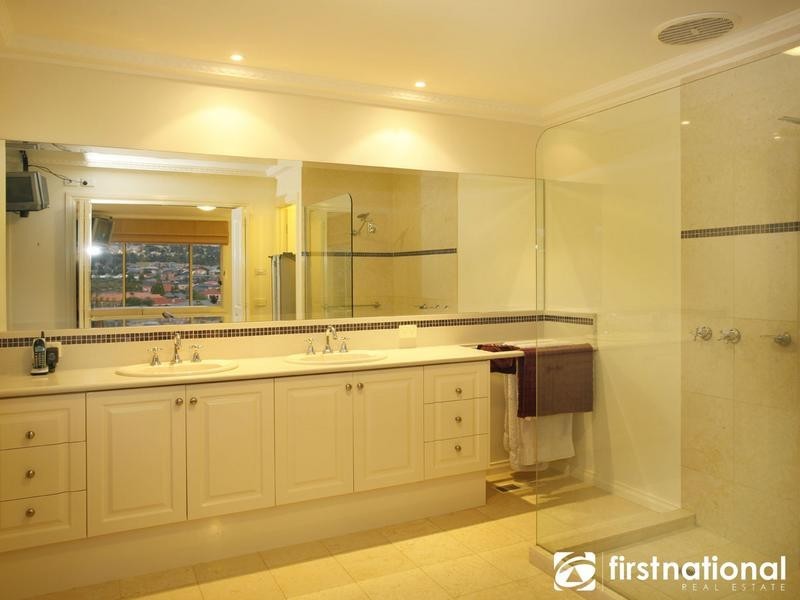 3 Yaldara Drive, Berwick VIC 3806