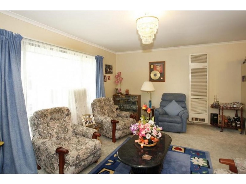 2/102 Fleetwood Drive, Narre Warren VIC 3805