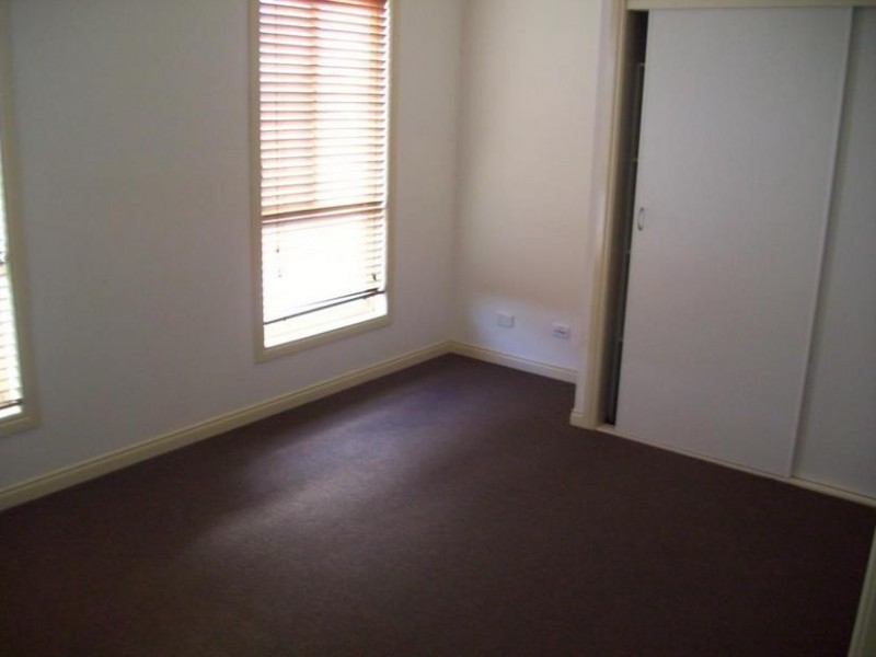 2/11-13 Palmer Drive, Narre Warren VIC 3805