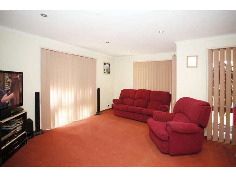 9 Clarrisa Court, Narre Warren VIC 3805