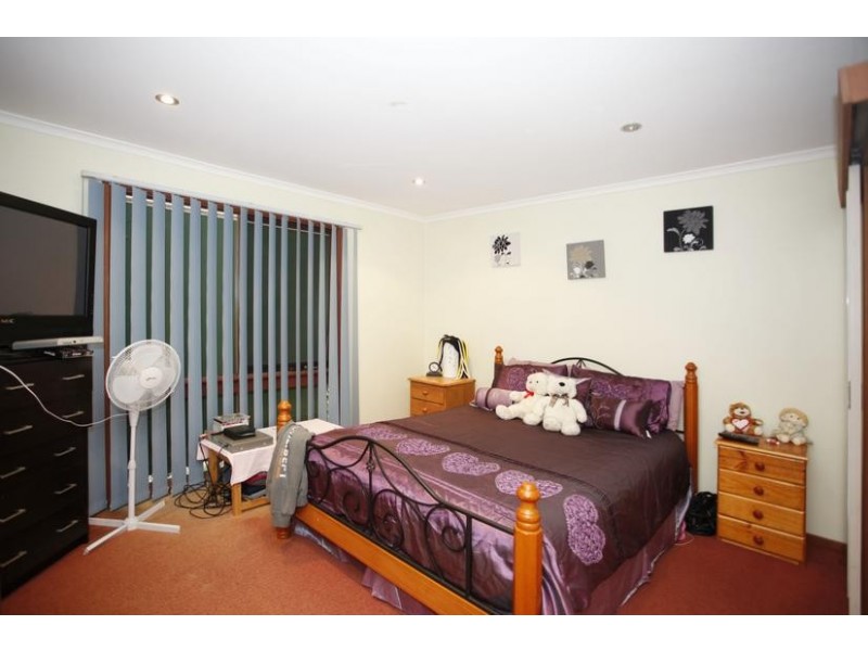 9 Clarrisa Court, Narre Warren VIC 3805