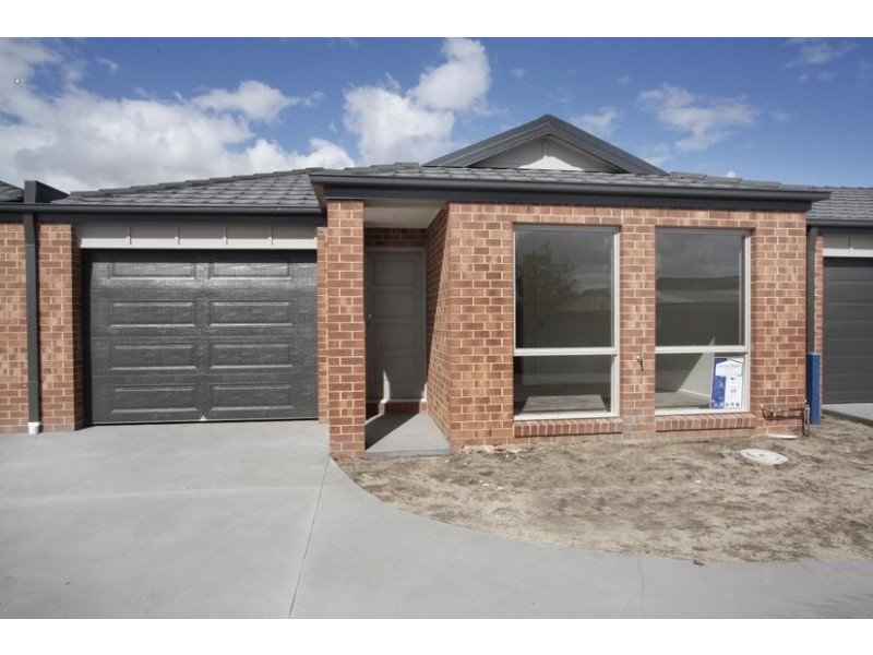 179 Rosebank Drive, Cranbourne North VIC 3977