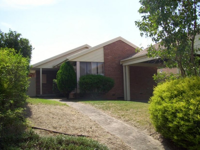 21 James Bathe Way, Narre Warren South VIC 3805
