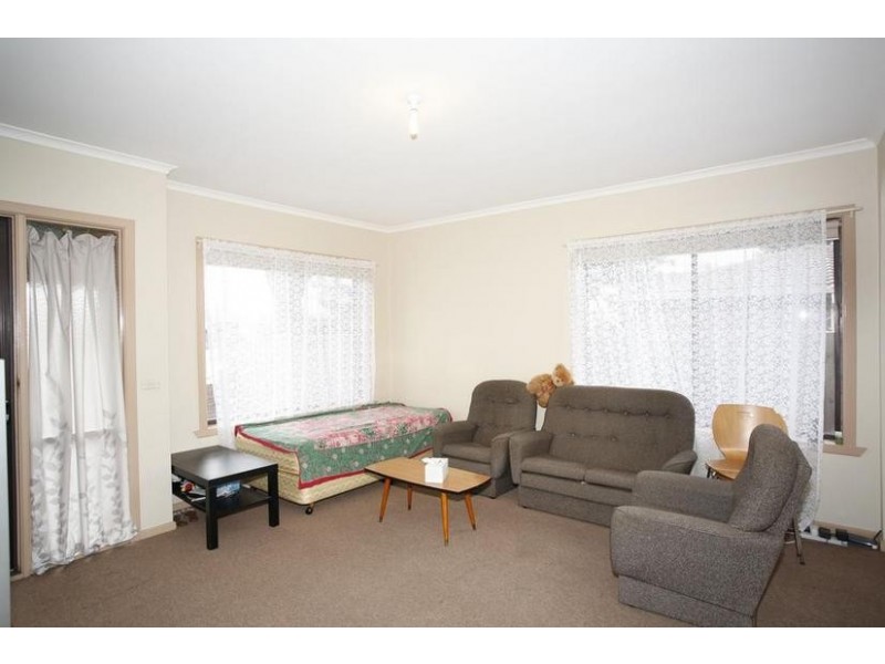 1 & 2/2 Narre Warren Cranbourne Road, Narre Warren VIC 3805