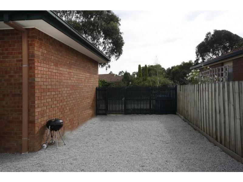 6 Wirrabarra Place, Berwick VIC 3806