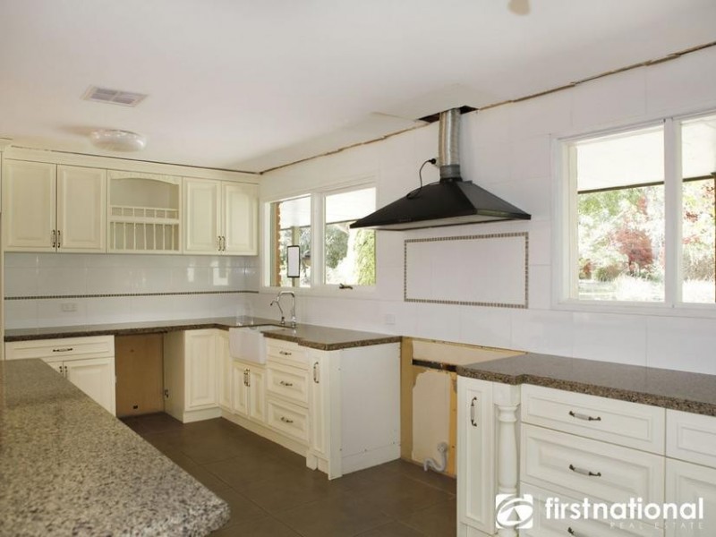 145 Split Rock Road, Beaconsfield Upper VIC 3808